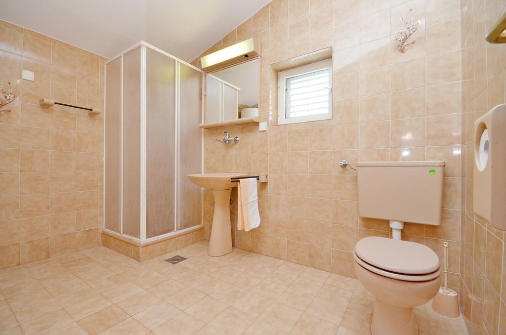 Apartments Vila Punta Jadrtovac Екстер'єр фото