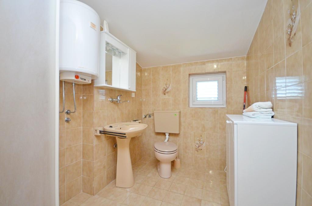 Apartments Vila Punta Jadrtovac Екстер'єр фото